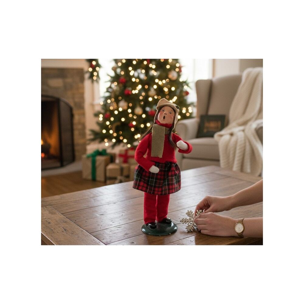 Byers Choice Girl Caroler 1997 Signed Numbered Vintage Christmas Figurine
